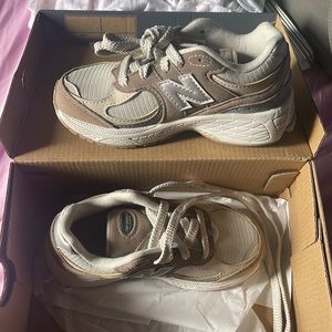 Kids boys new balance never worn